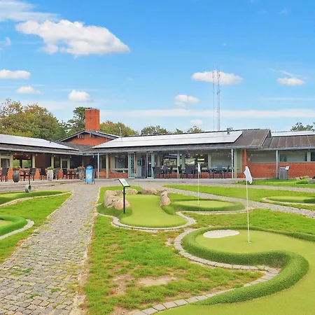 6 Person In * Gilleleje